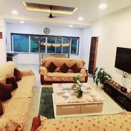 Shady Blue Villa Trimbak Bagian luar foto