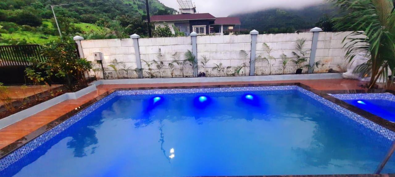 Shady Blue Villa Trimbak Bagian luar foto